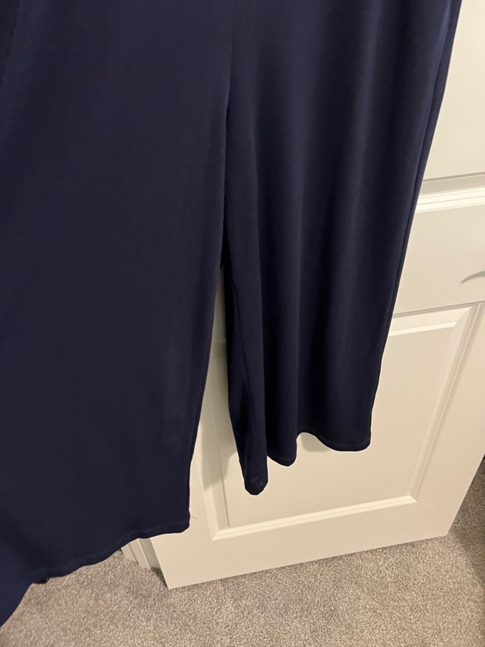 Elegant Navy Ruffle-Jumpsuit - Picture 4 of 4